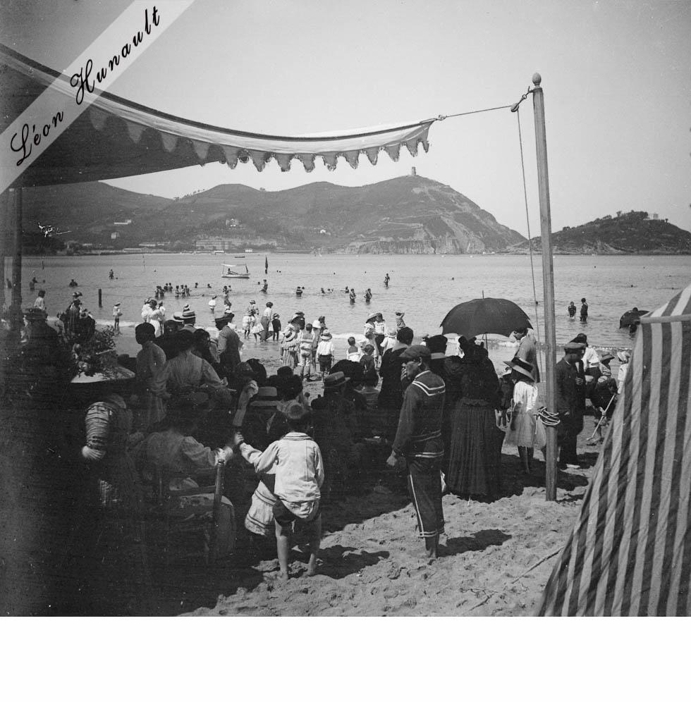 1. St Sébastien - sur la plage - 1904
