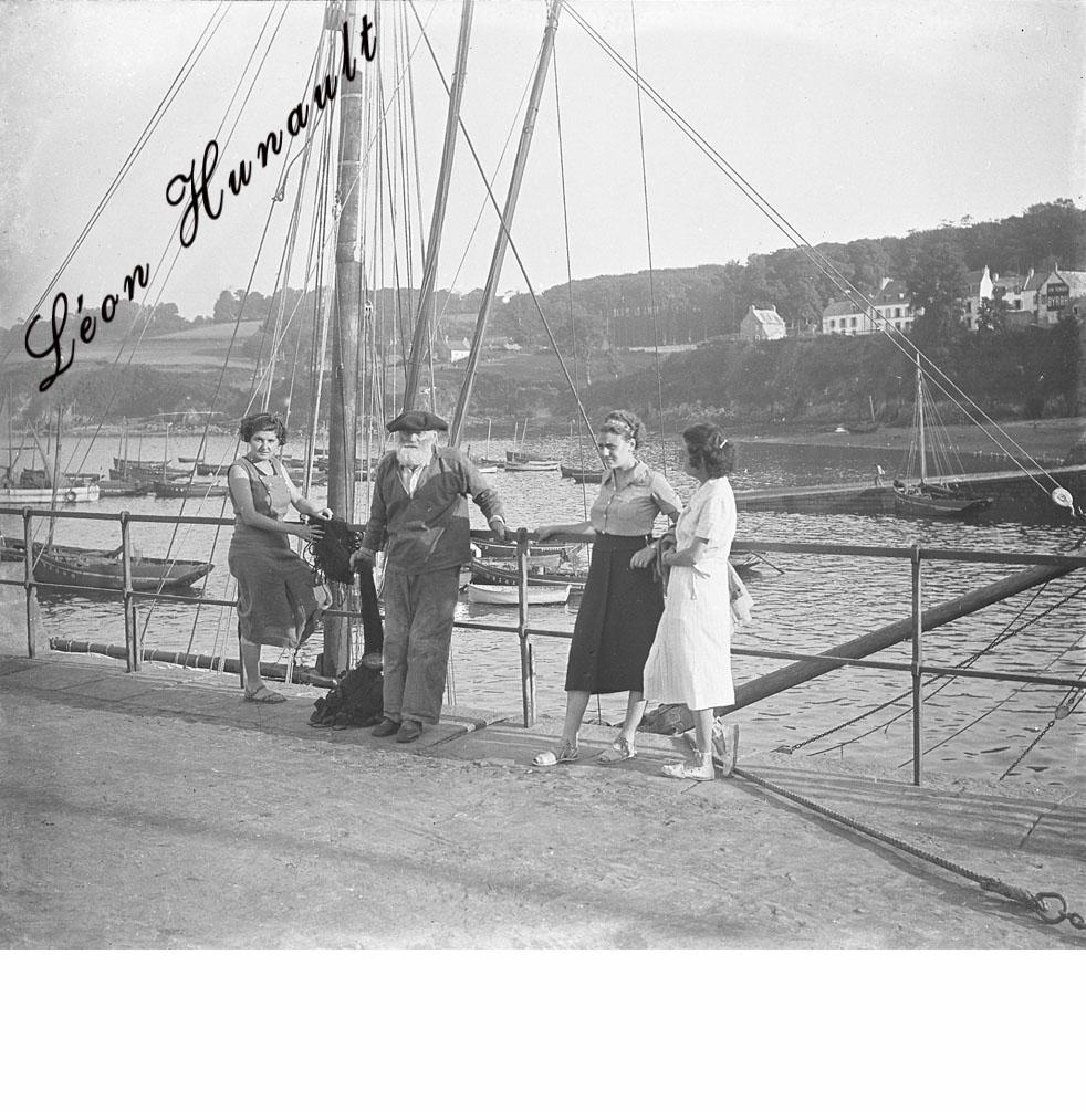 17 avec le pêcheur - port de Douarnenez - 1936