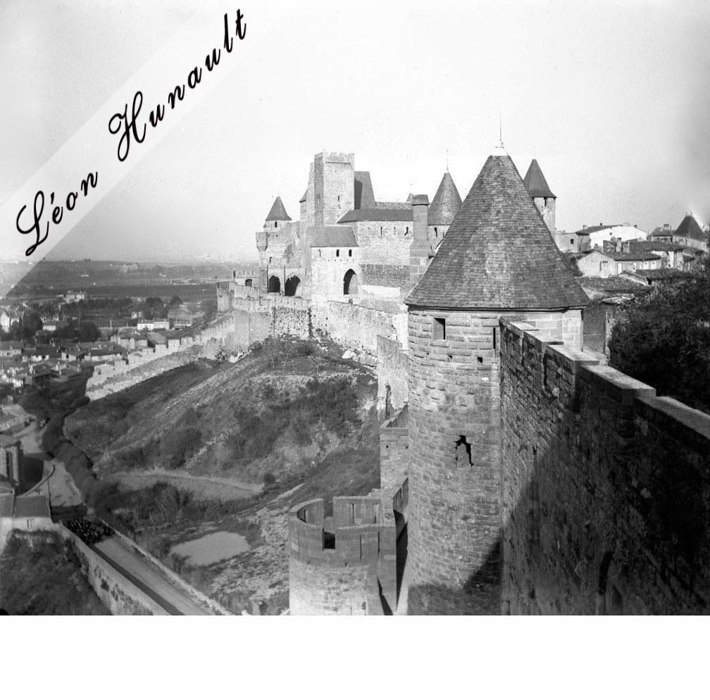 4. coin des remparts : panorama sur la cité de Carcassonne