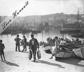 9 Pêcheur de thons à Douarnenez en 1936