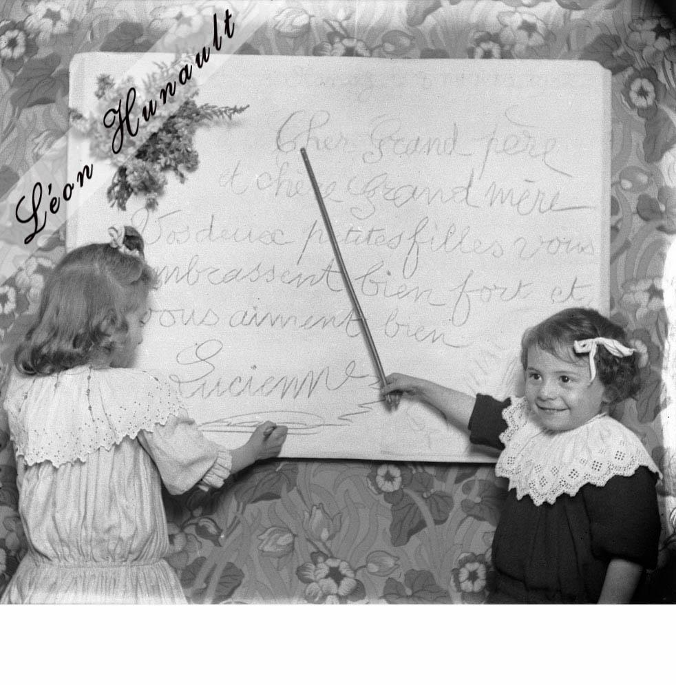 9. Lucienne et Denise - la lettre aux grands parents -  1904