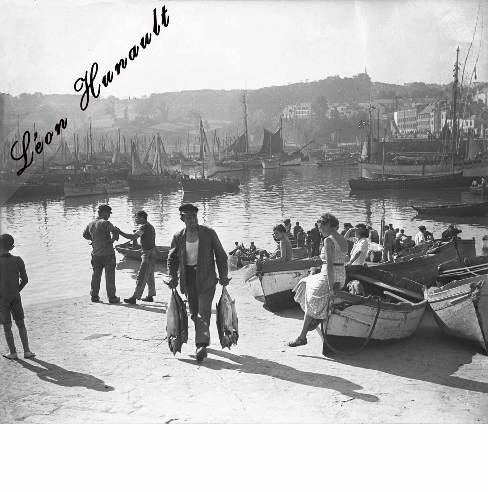 16 le débarquement des thons à Douarnenez - 1936