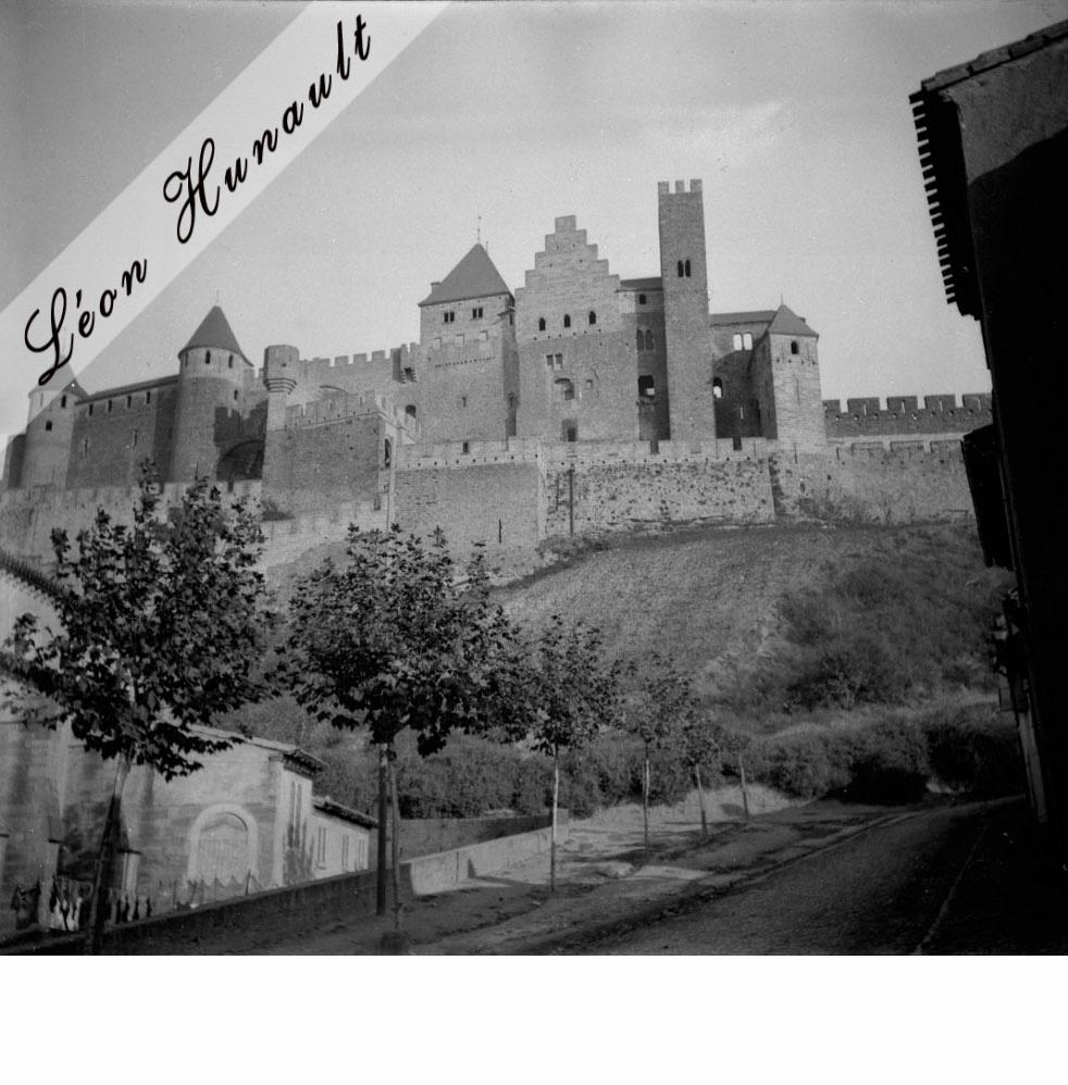 6. cité de Carcassonne - la tour sarrasine