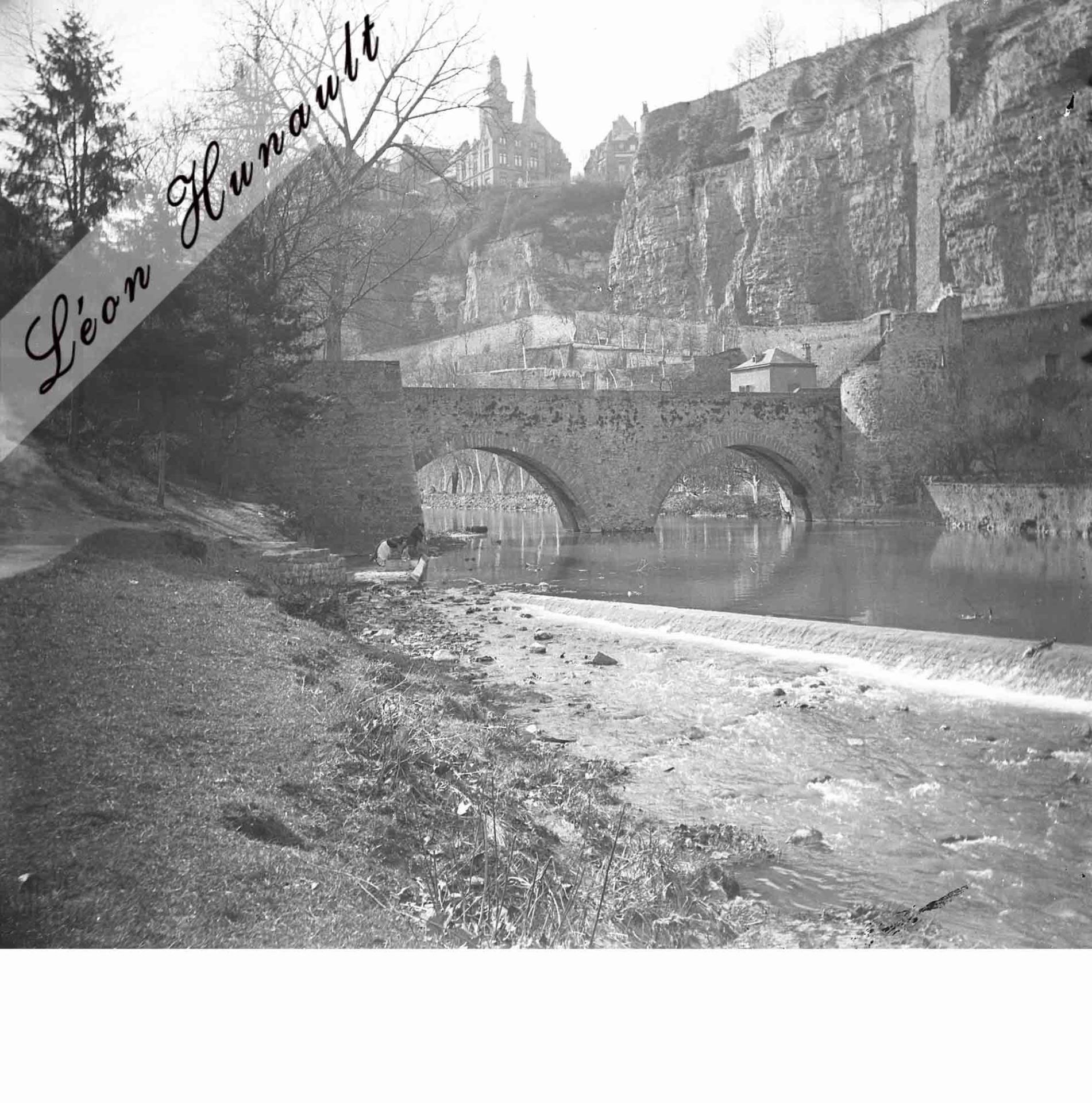 8 Petit pont de pierre sur l'Alzette